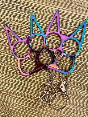 Cat pointy ears keychain~ Cat Knuckles~ self defense keychain~iridescent